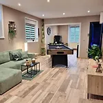 La Vida Apartment