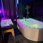 La Vida Apartment